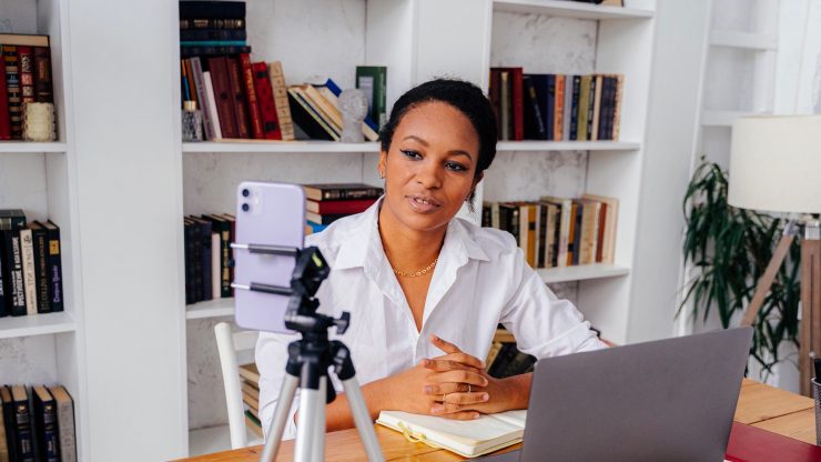 Tips for Interactive Sessions with Online English Tutors – The Coach Space